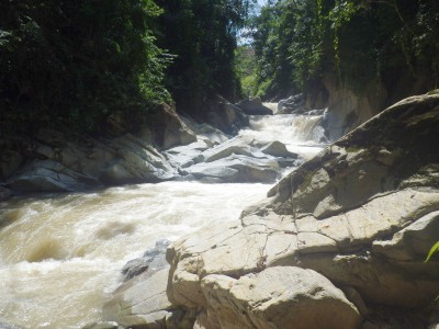 river photo